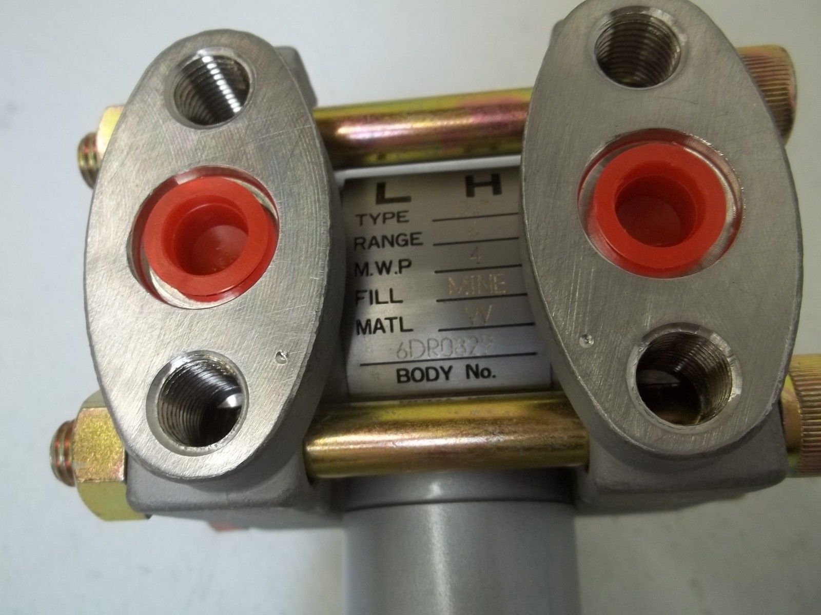 BARTON INSTRUMENTS CO. FHCG47W4-ADBYY-AA TRANSMITTER NSMP