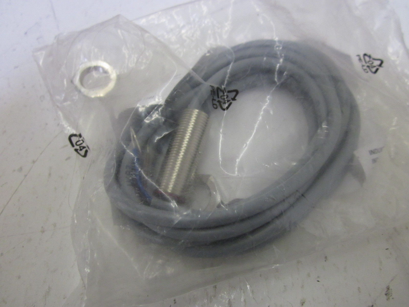 BAUMER IFRM12N1701/L PROXIMITY SWITCH NSMP
