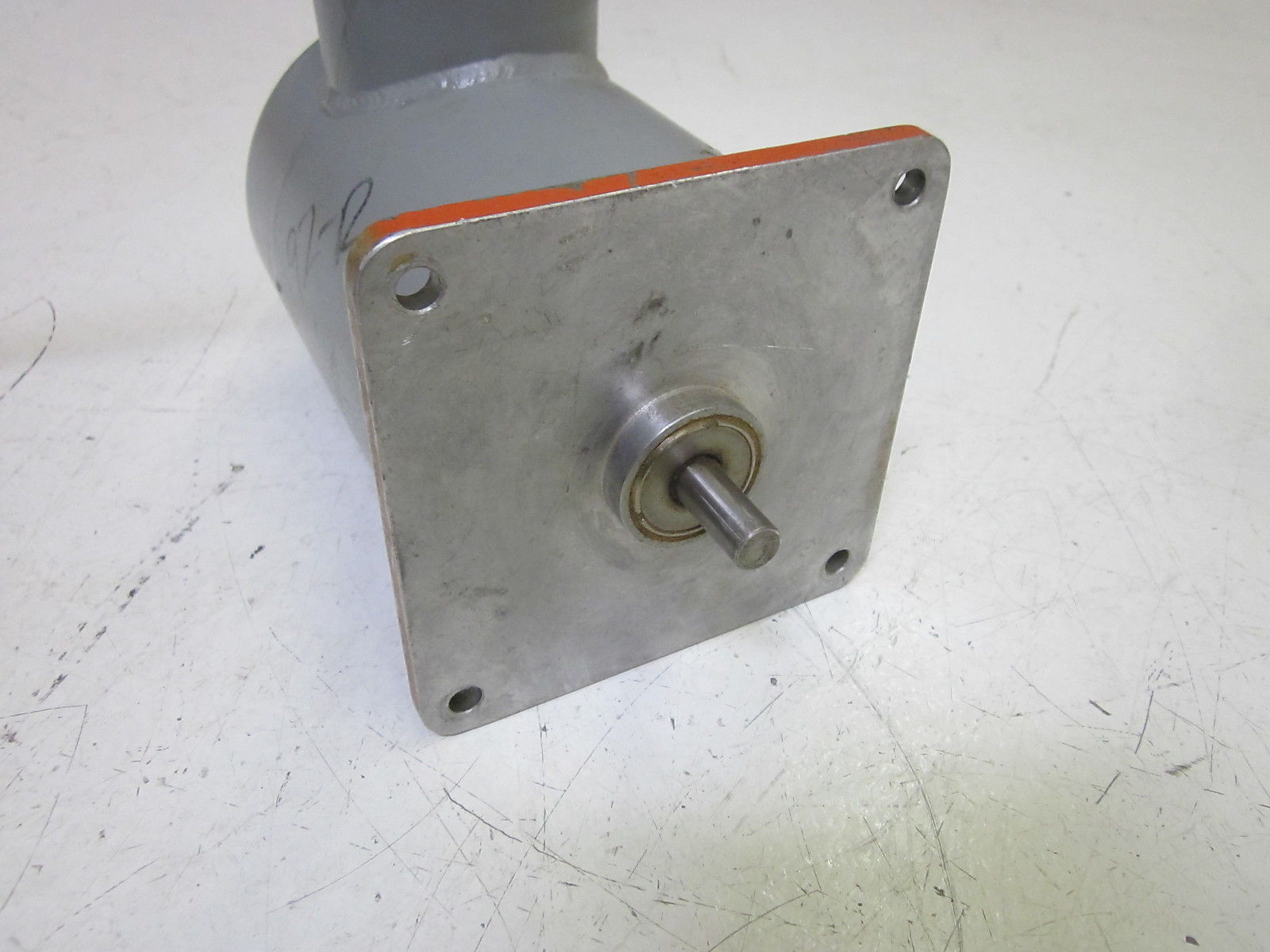 BEI ENCODER MT40D-X-HSS360B3-1UT-XD9-CR-S-C22-S-24 UNMP