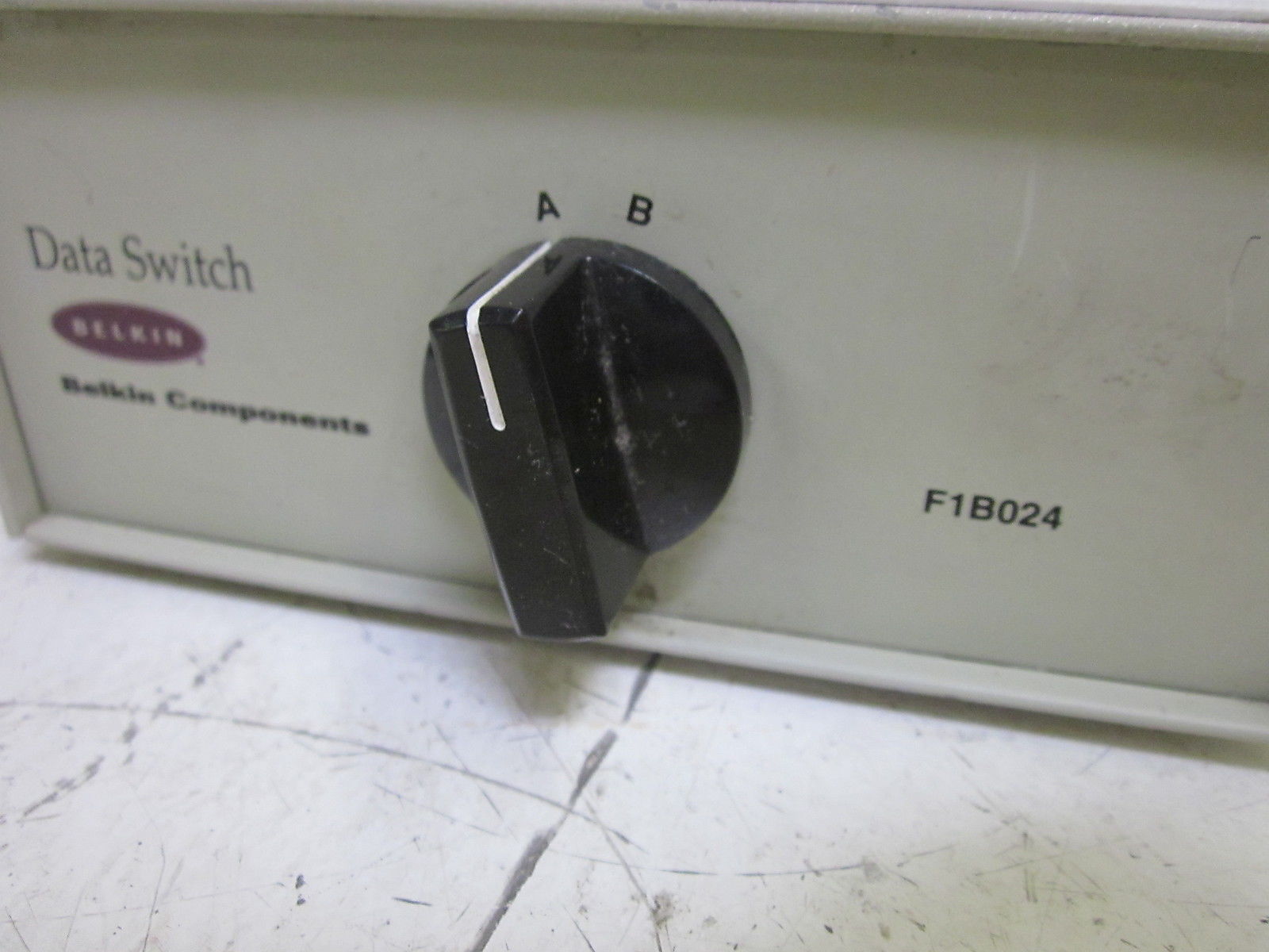 BELKIN COMPENENTS F1B024 DATA SWITCH UNMP