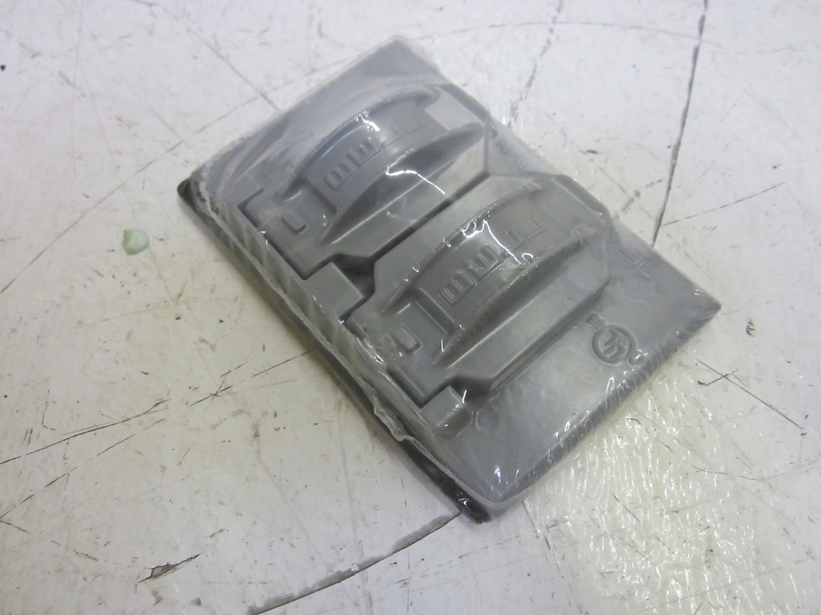 BELL RX5180-0 SINGLE GANG DEVICE COVER  NSNP