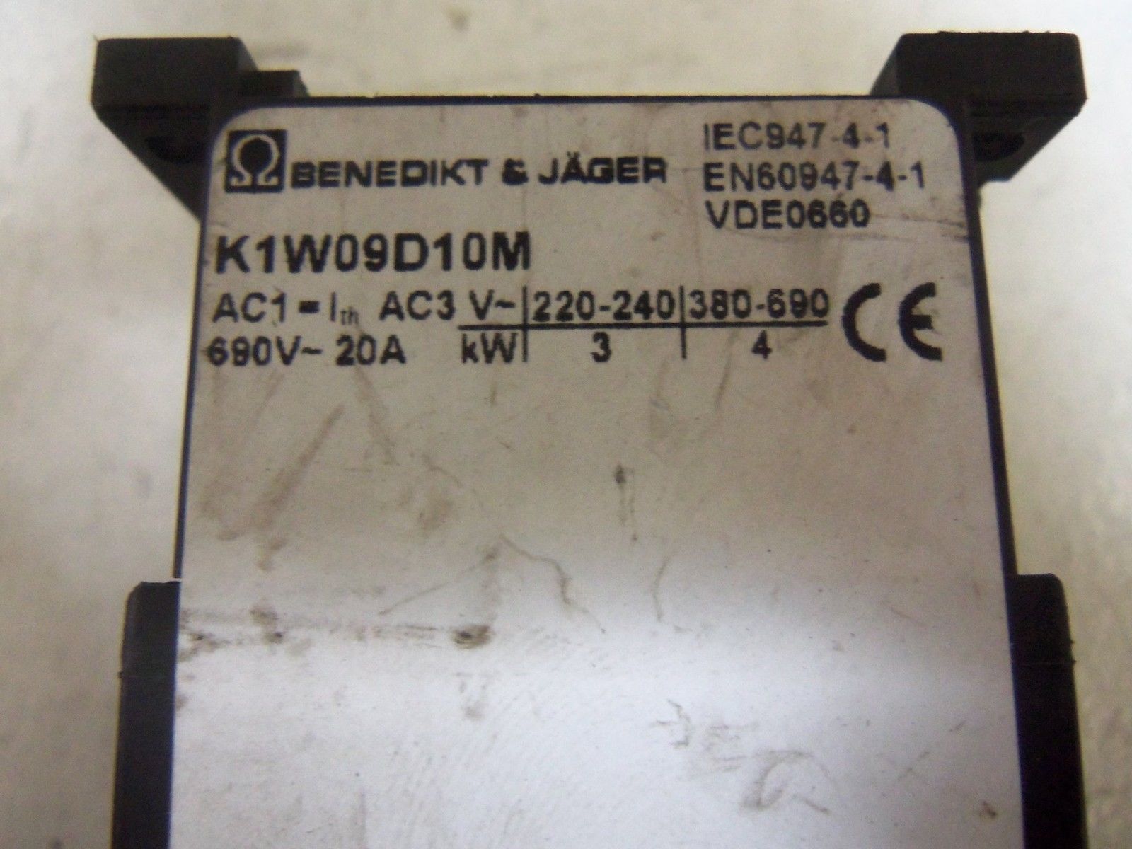 BENEDIKT JAGER K1W09D10M STARTER REVERSING UNMP