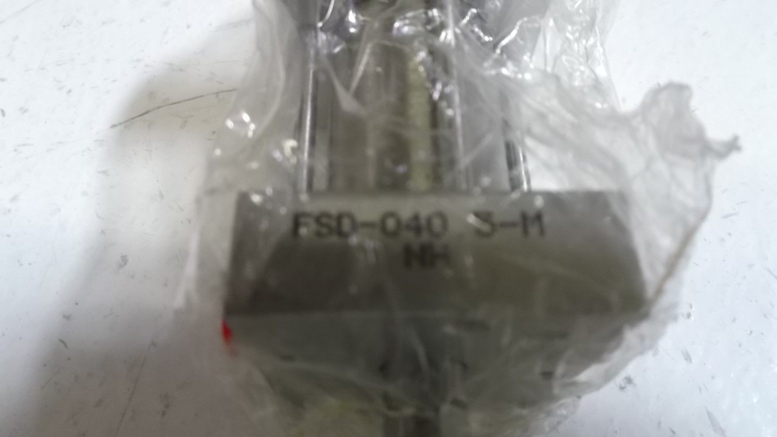 BIMBA CYLINDER FSD-040.5-M UNMP