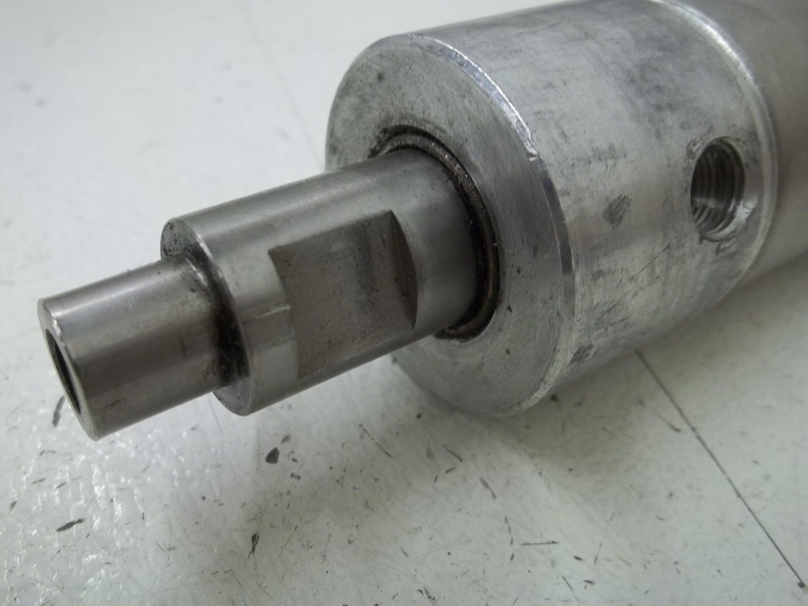 BIMBA D-65756-A-1.75 PNEUMATIC CYLINDER UNMP