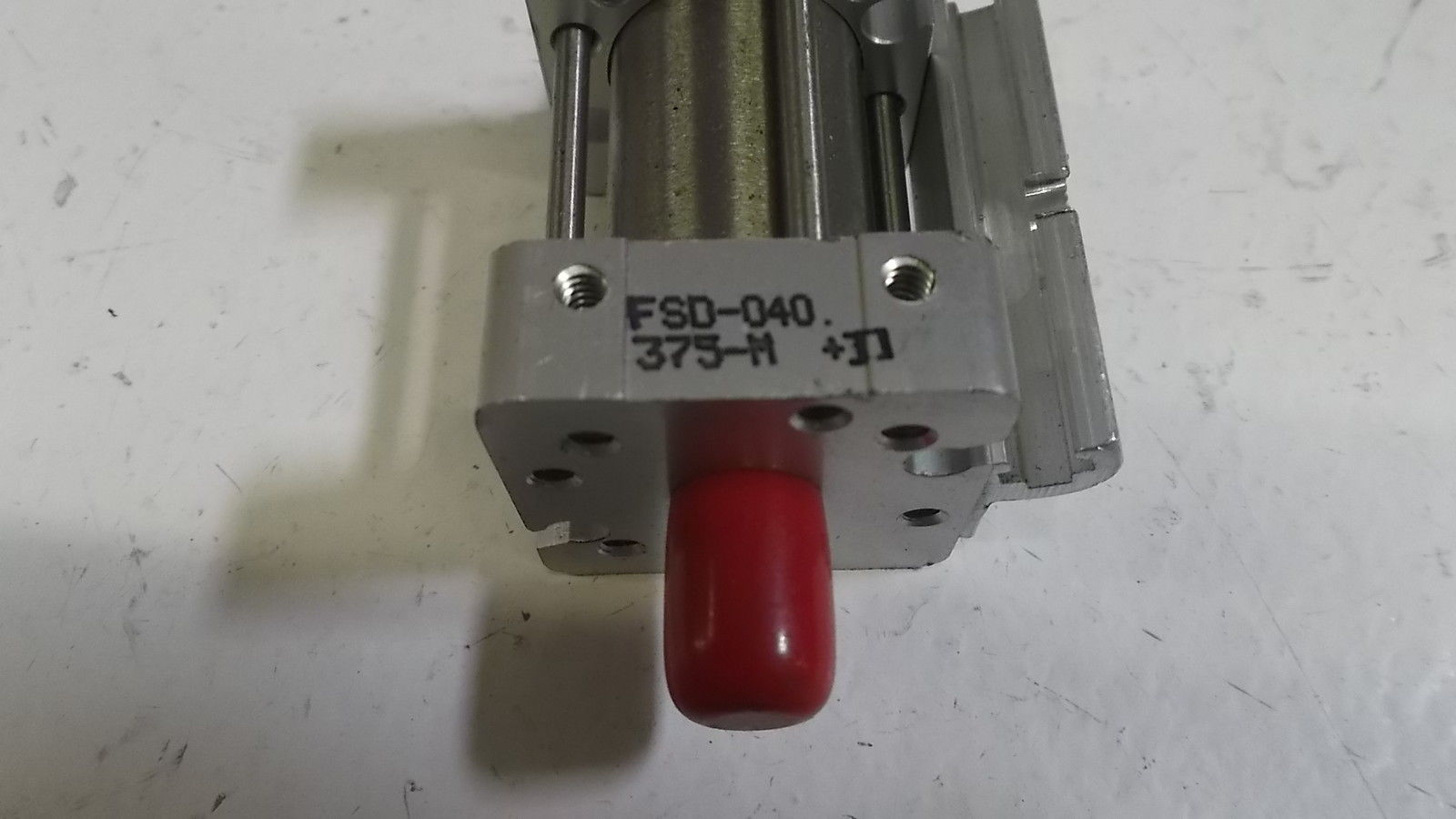 BIMBA PNEUMATIC CYLINDER FSD-040.375-M UNMP