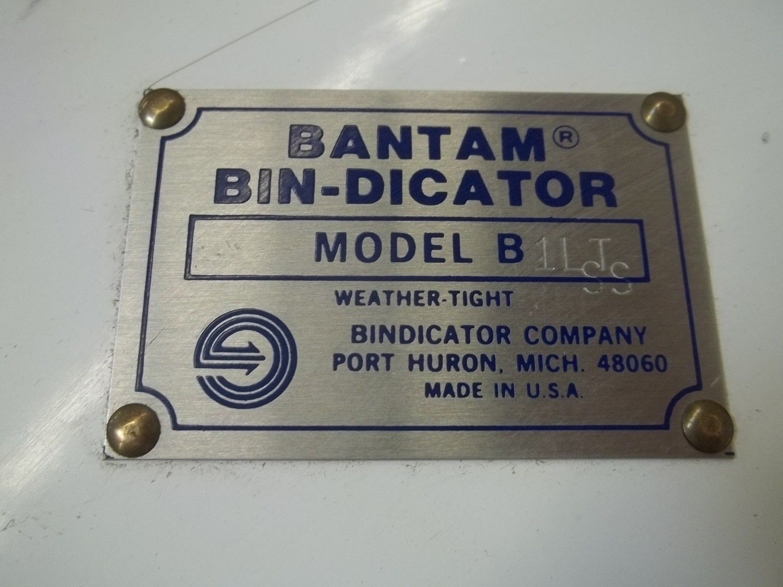 BINDICATOR MODEL B  POINT LEVEL SWITCH BANTAM UNMP