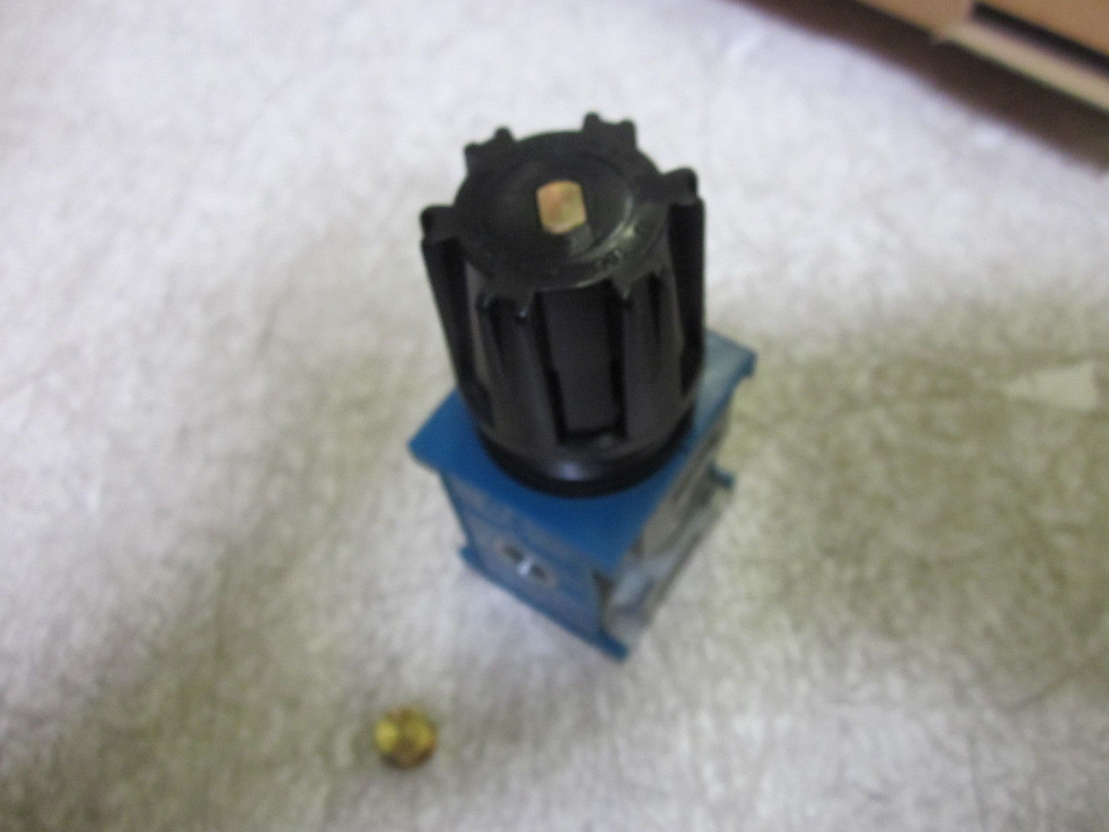 BOSH GROUP 53S2400200  REGULATOR NSMP