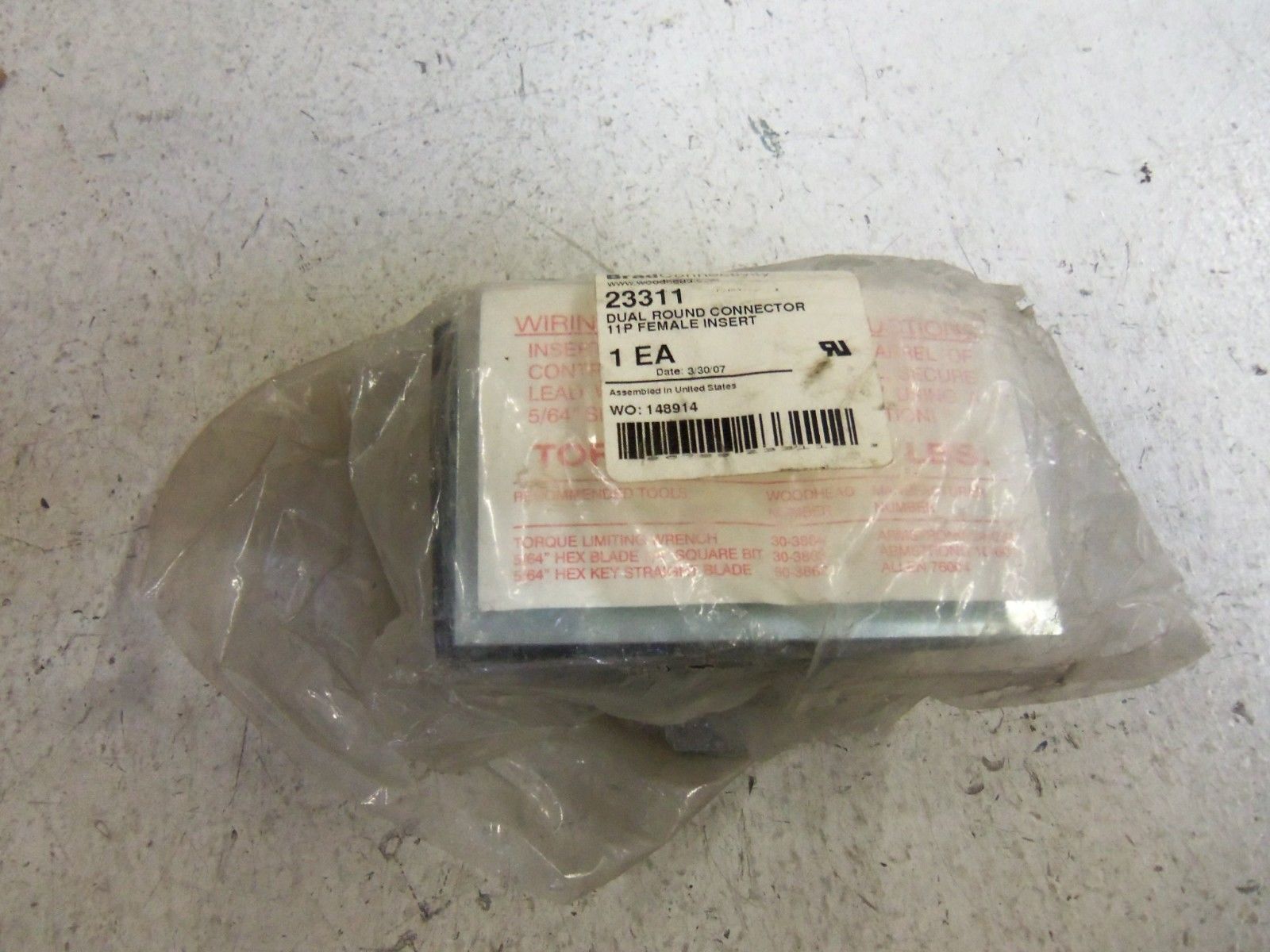 BRAD CONNECTIVITY 23311 DUAL ROUND CONNECTOR *NEW*