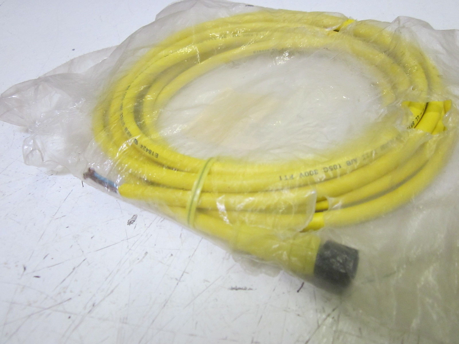 BRAD HARRISON 803000A05M040 MICRO-CHANGE 3P FEMALE CORD 4M NSMP