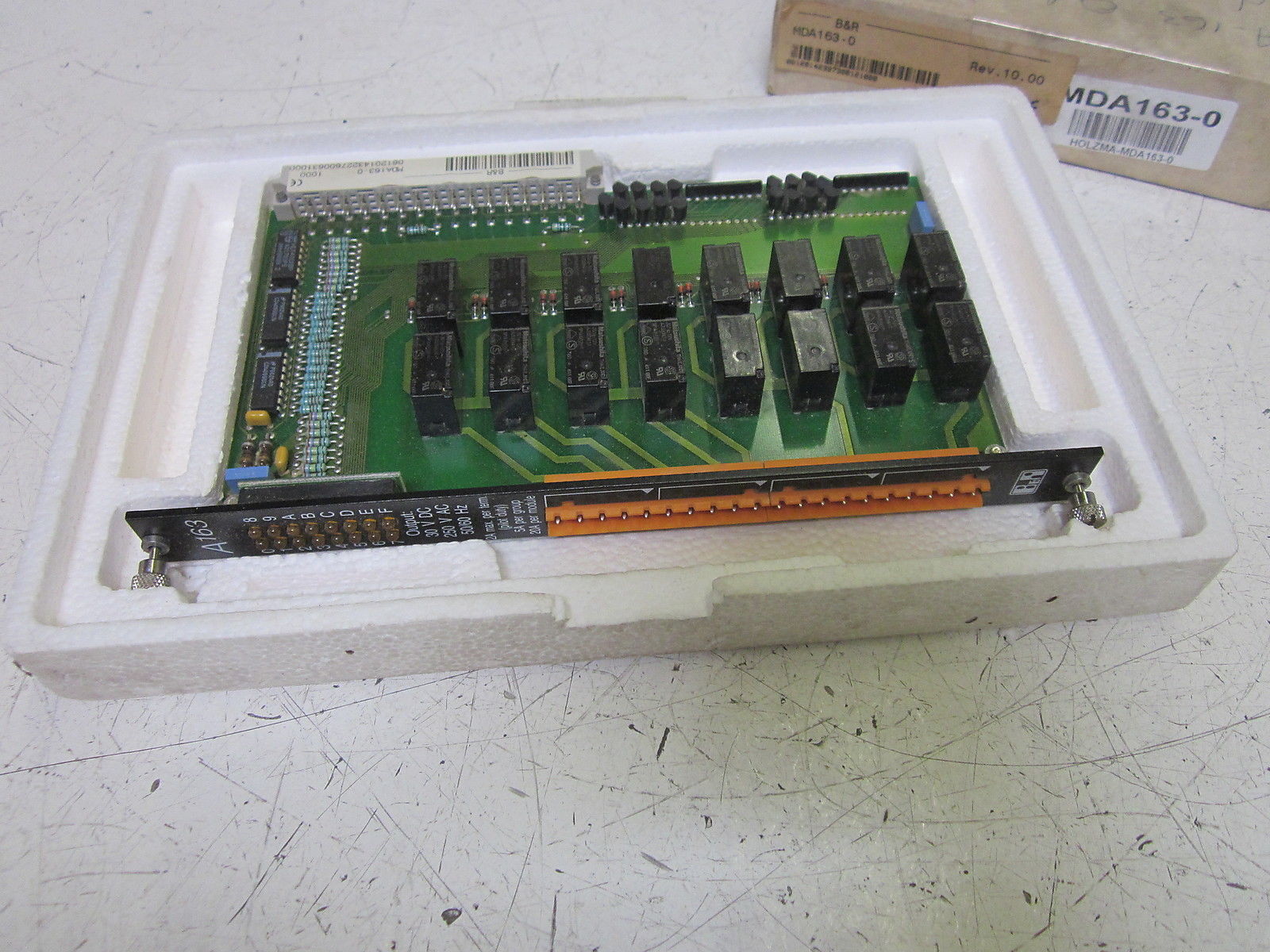 B&R MDA163-0 REV.10.00 OUTPUT MODULE 24VDC 220V NSMP