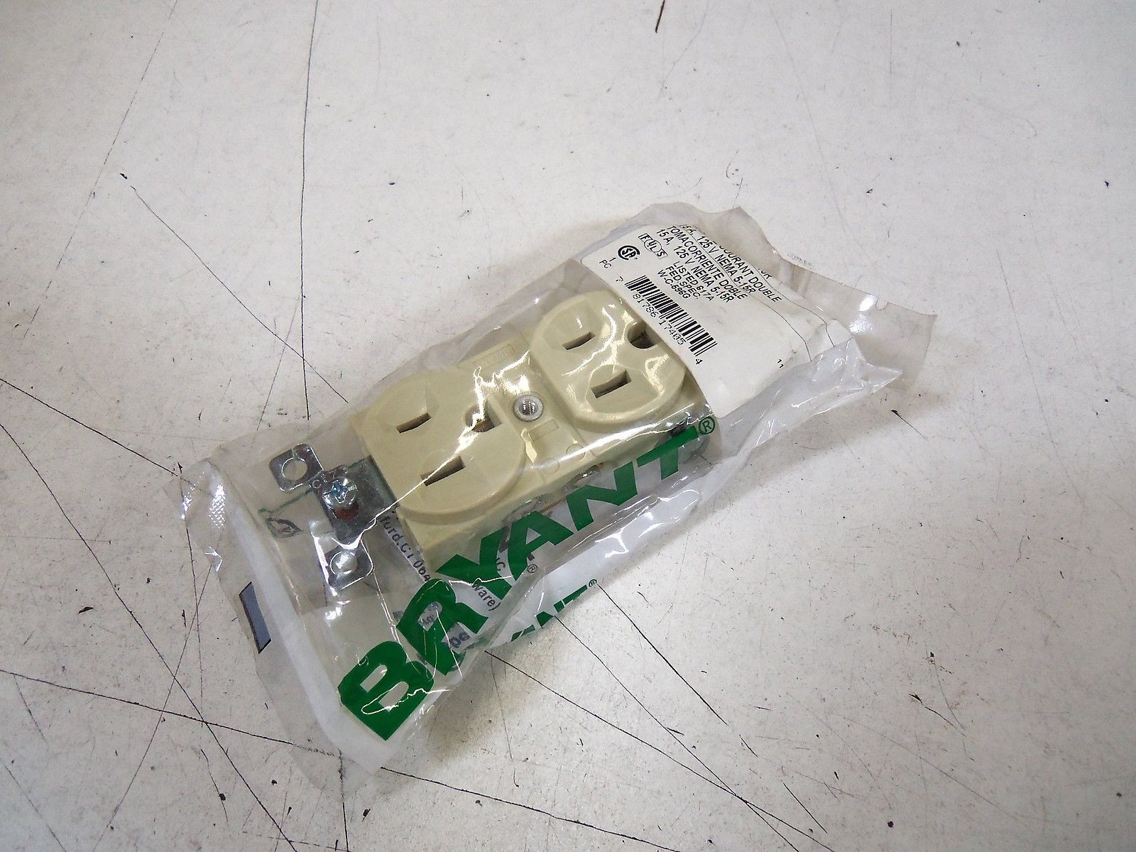 BRYANT 5252-I *NEW NO BOX*
