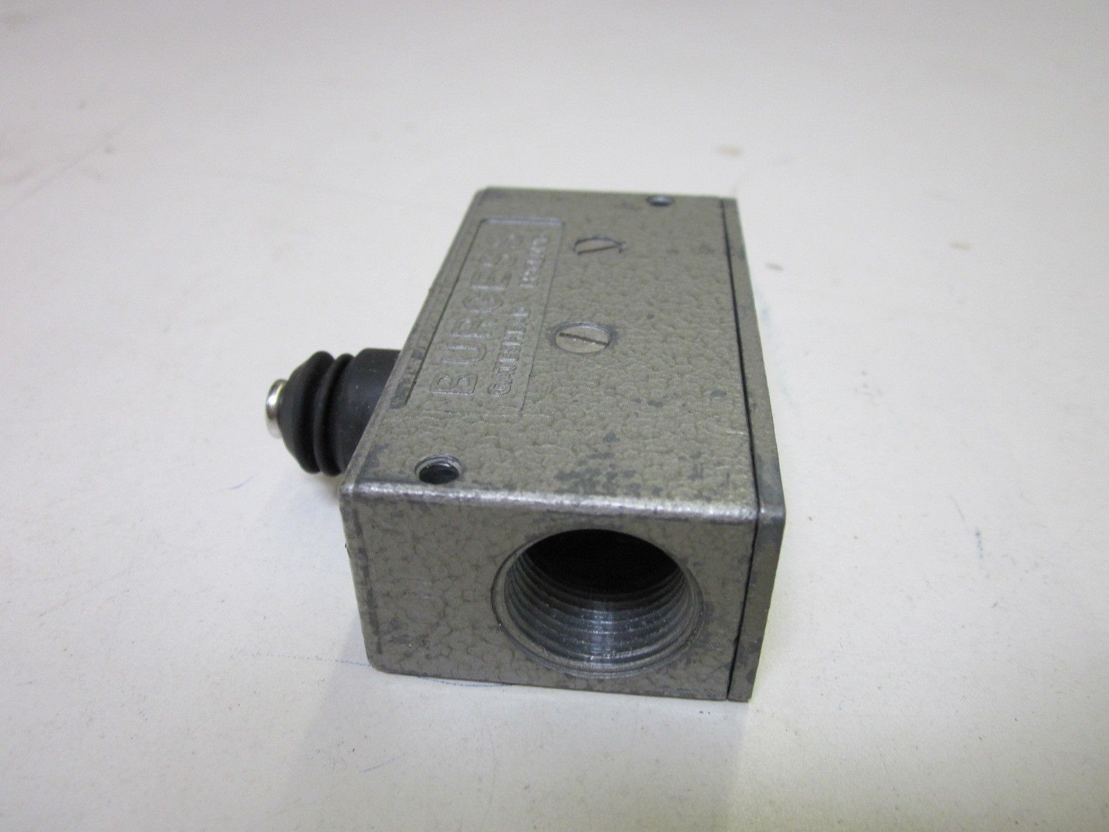 BURGESS M3BRM LIMIT SWITCH UNMP