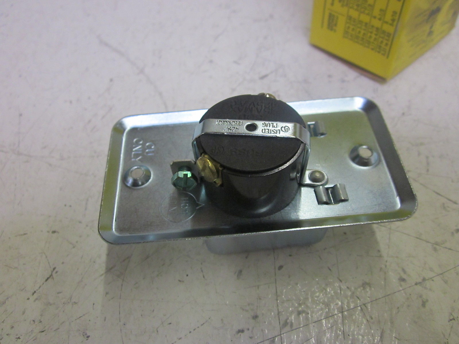 BUSSMAN  FUSETRON S0U BOX-COVER UNIT 2-1/4" NSMP