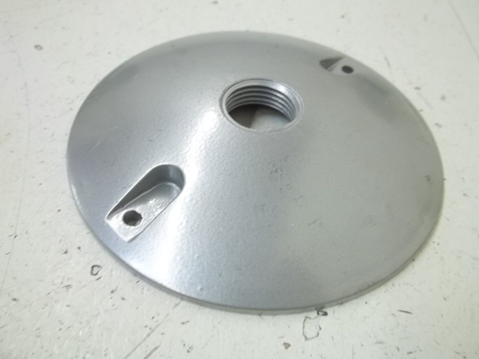 BWF MANUFACTURING INC. CR-1 ONE HOLE RND L/H COVER NSMP
