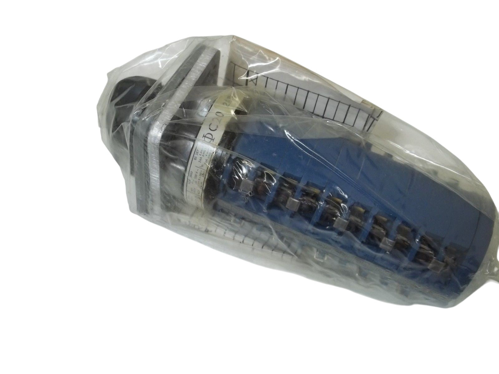 C202AF418 UNMP