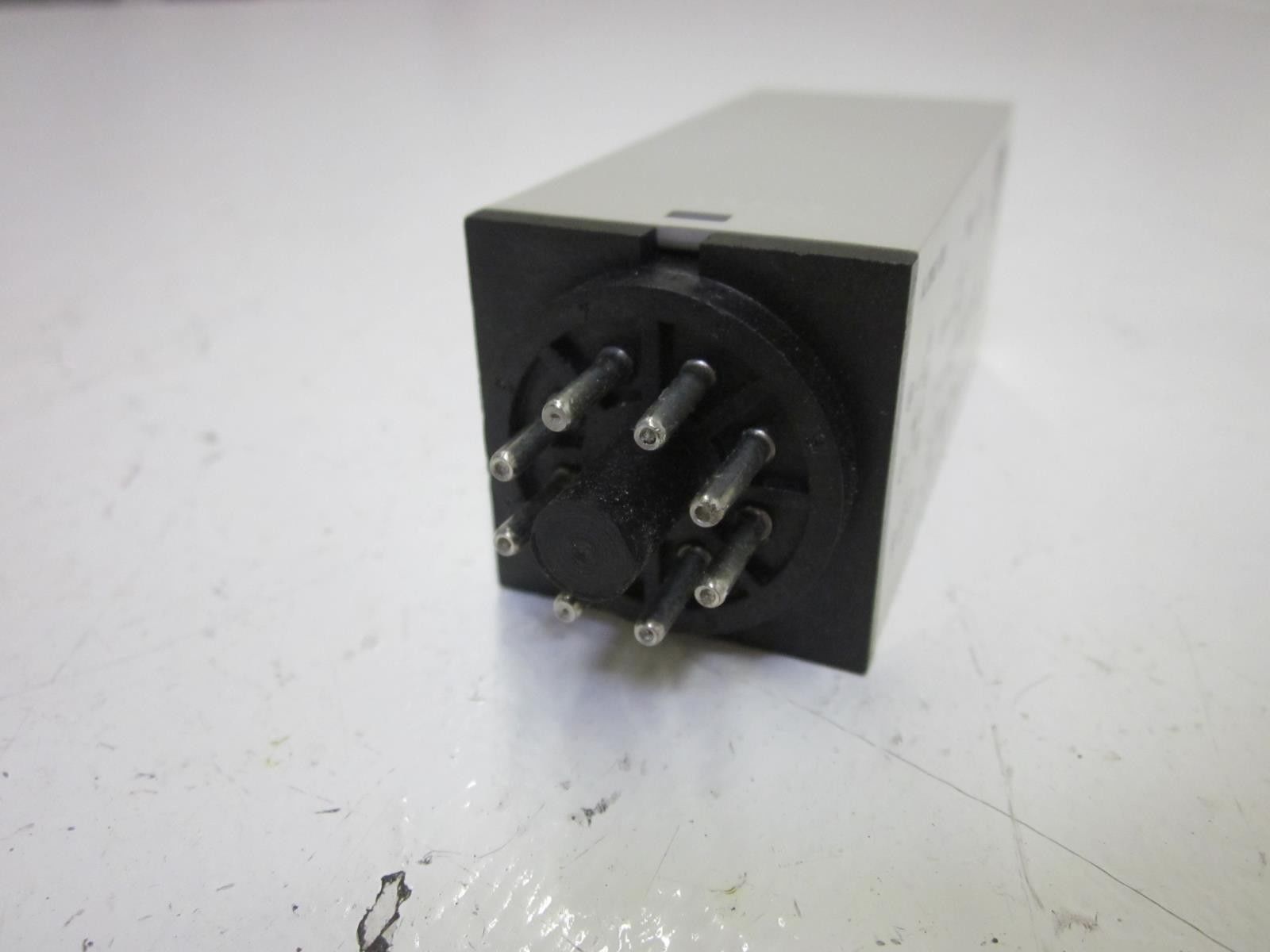 CARLO GAVAZZI A208120006 SCAN TIMER (WHITE)  UNMP