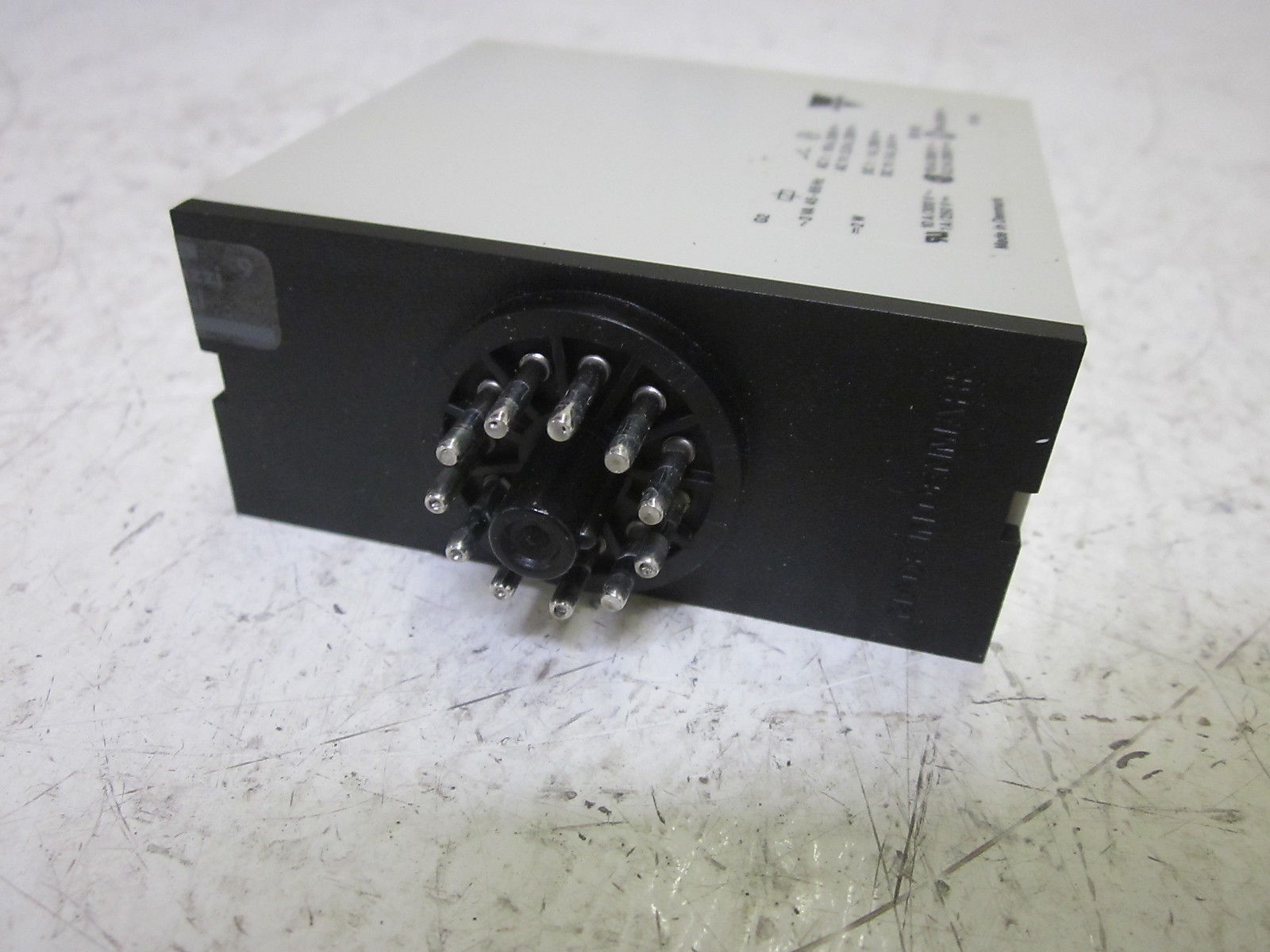 CARLO GAVAZZI ST 119 115 TEMPERATURE LEVEL RELAY 115V UNMP