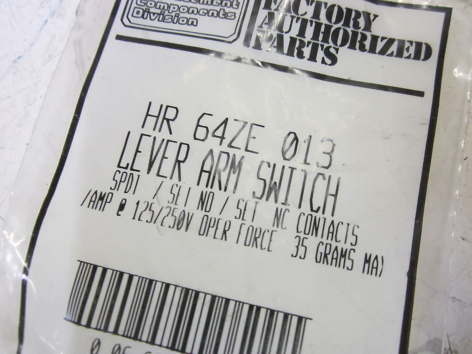 CARRIER CORP. HR 64ZE 013 LEVER ARM SWITCH 125/250V NSMP