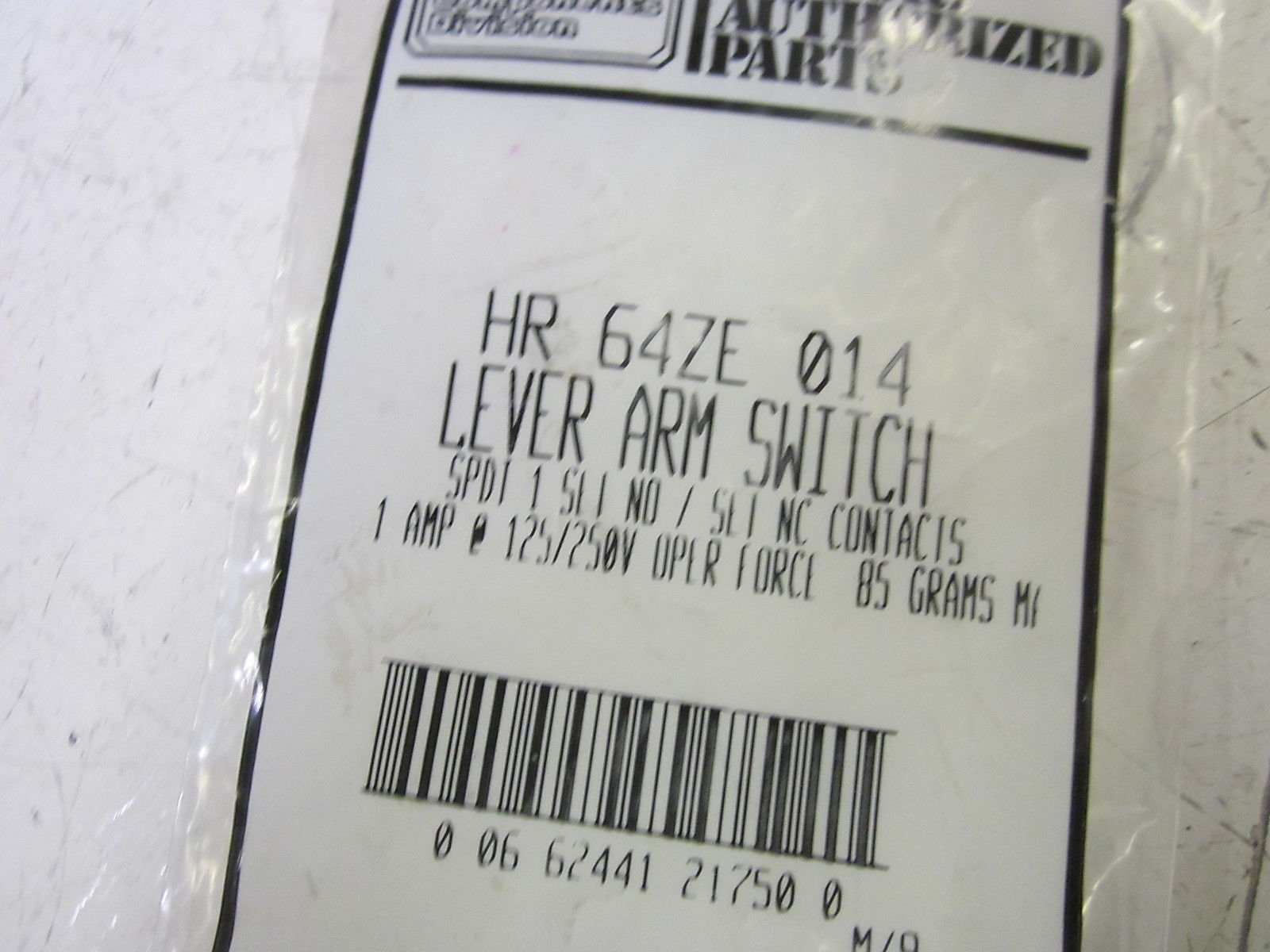 CARRIER CORP. HR 64ZE 014 LEVER ARM SWITCH 125/250V NSMP