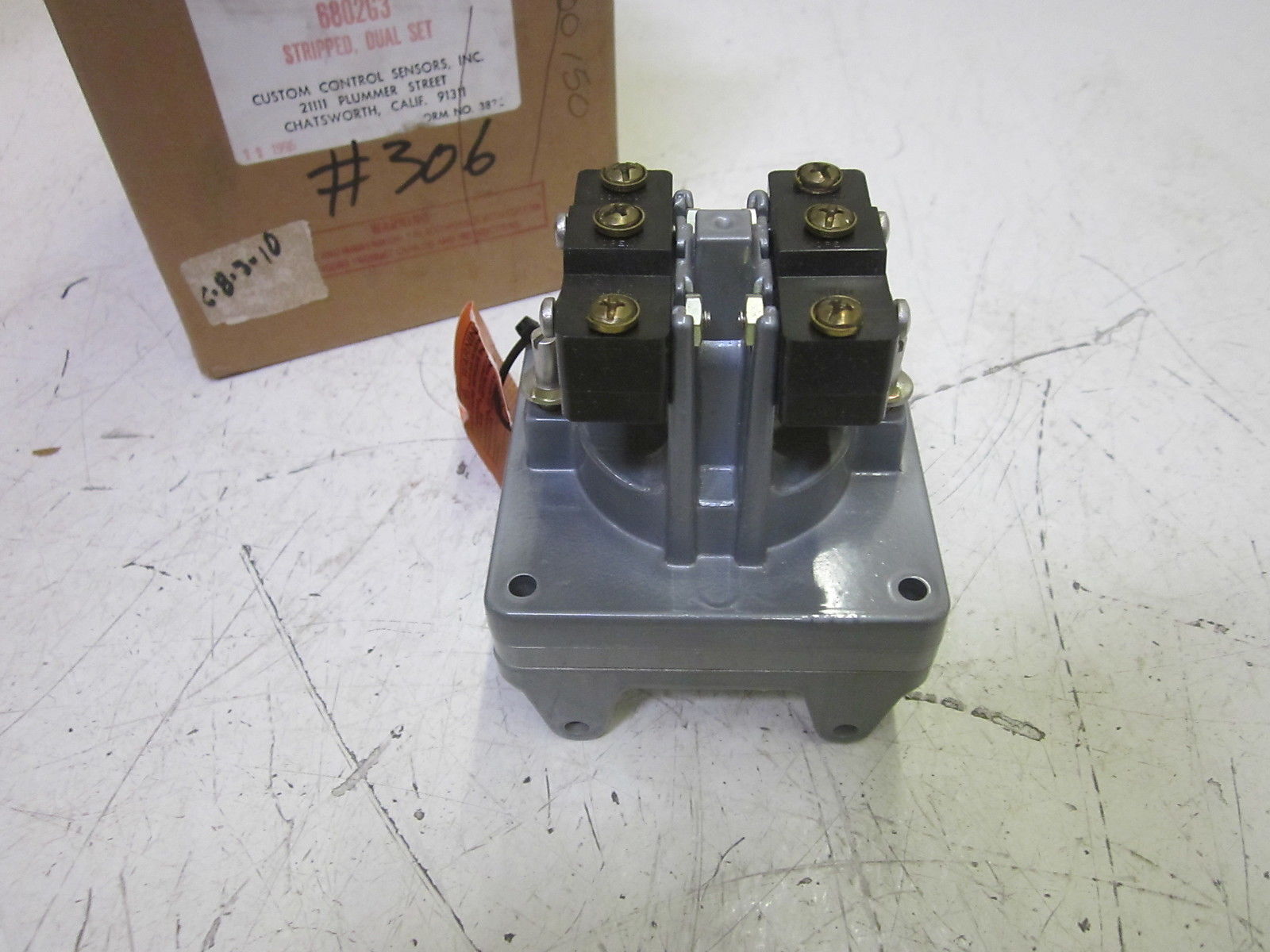 CCS 6802G3 DUAL-SNAP PRESSURE/TEMPERATURE-SWITCH NSMP