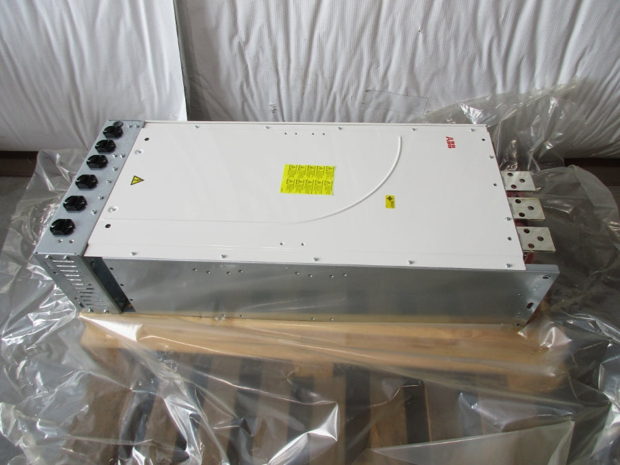 ABB ACS800-U4-0210-5+E208+E210+P901 380-480V 220A NSMP