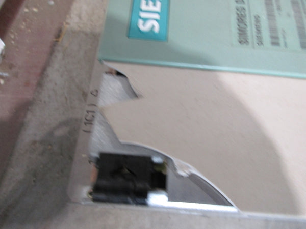 SIEMENS 6RA7082-6FV62-0-Z 460V 374A (AS PICTURED) UNMP