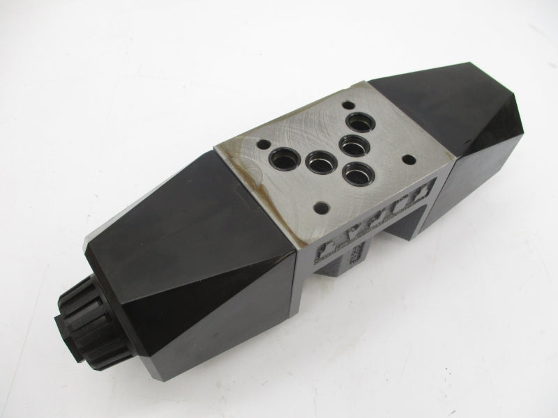 TOKIMEC DG4V-5-3C-M-P7L-H-7-40 24VDC (AS PICTRURED) NSMP