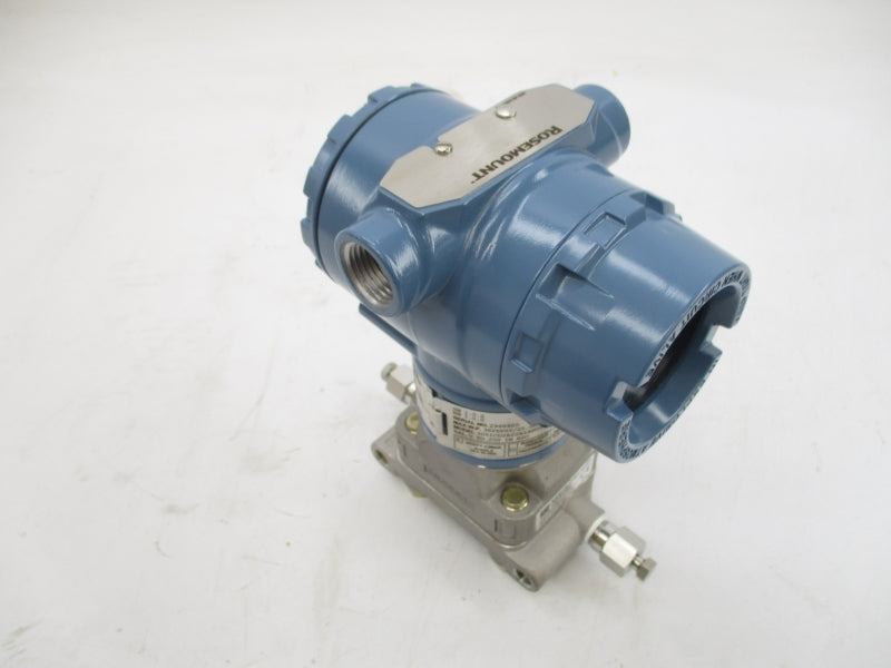 ROSEMOUNT 3051CD2A22A1AM5B4C6 10.5-30VDC 3626PSI NSMP