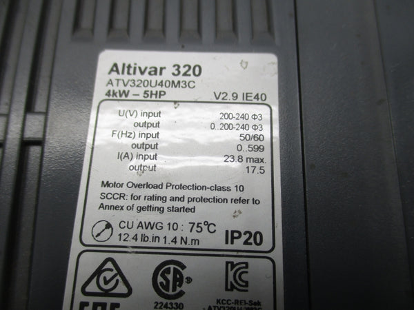 SCHNEIDER ELECTRIC ATV320U40M3C 200-240V 23.8A NSNP