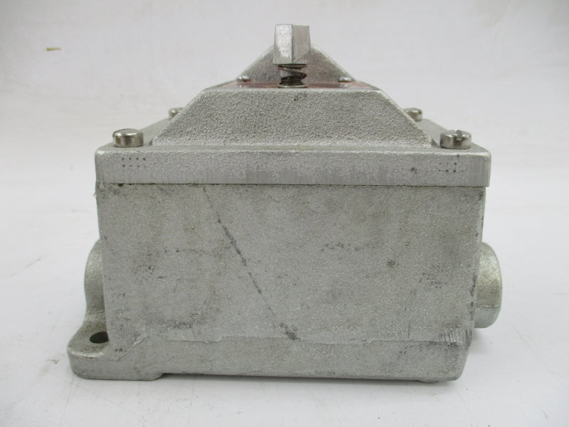 CROUSE-HINDS EFDC21104 120/240VAC 15A 3/4" NSMP