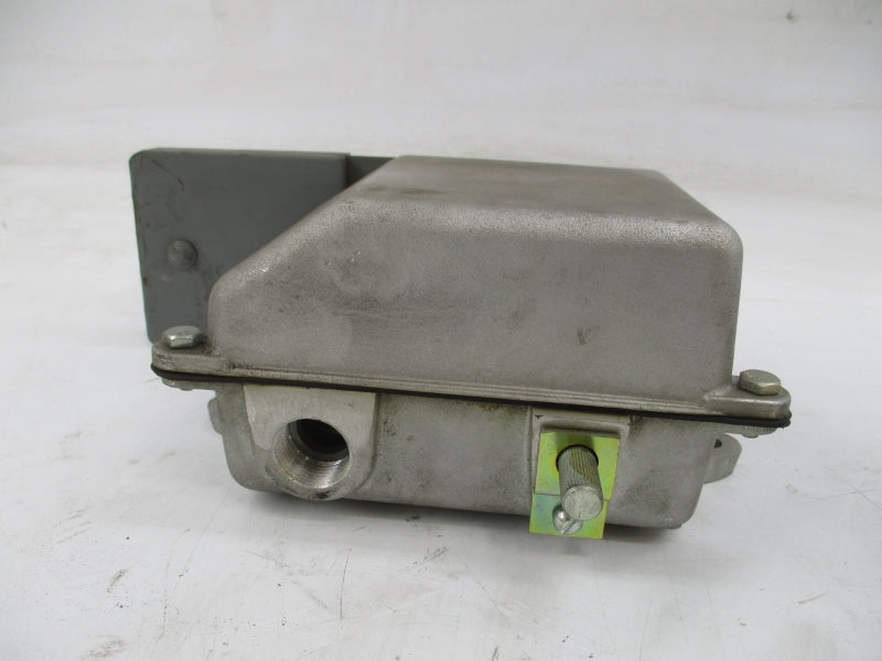 CUTLER HAMMER E84CBE SER. A1 600VAC NSNP