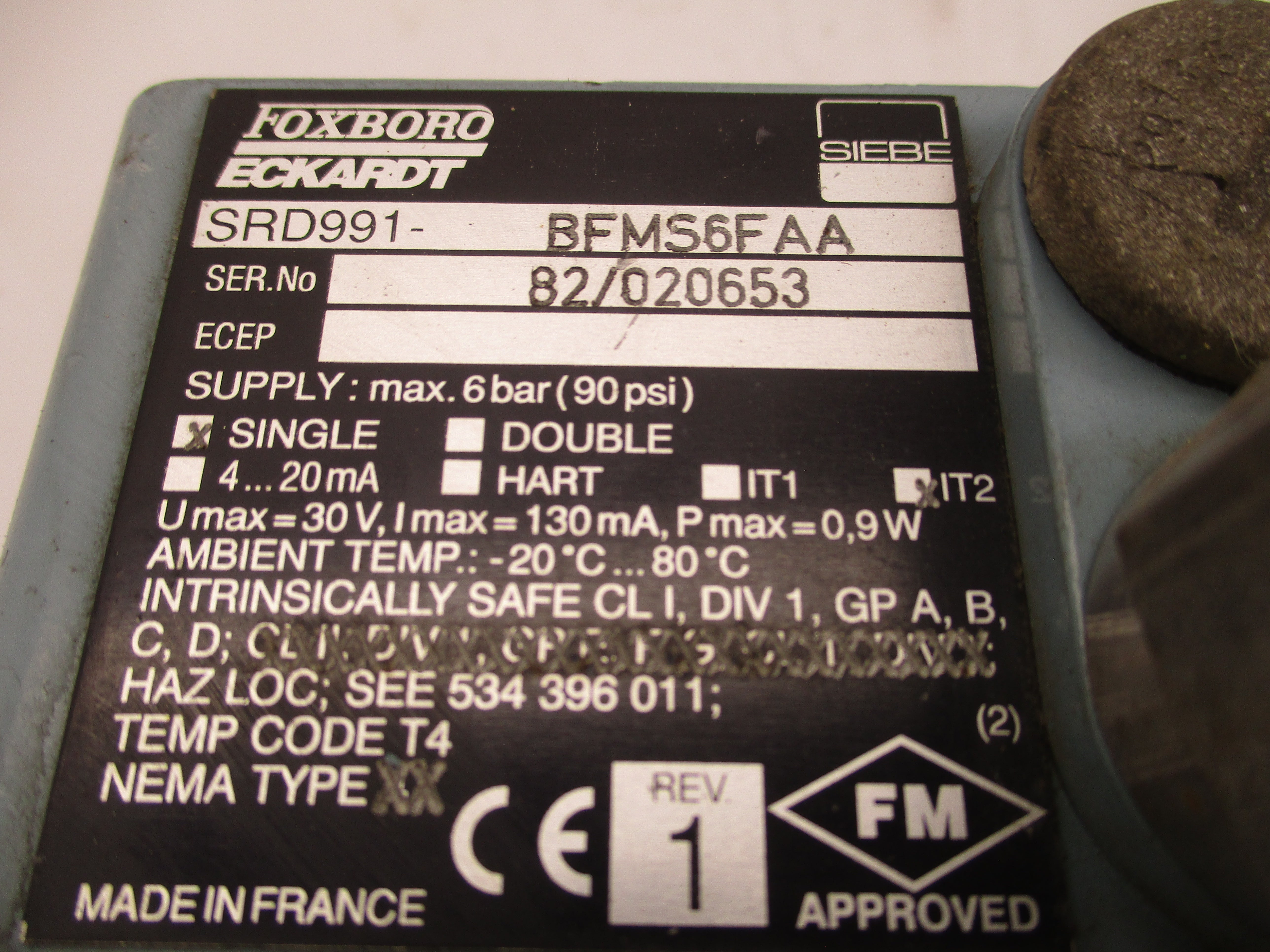 FOXBORO SRD991-BFMS6FAA 30V 90PSI UNMP