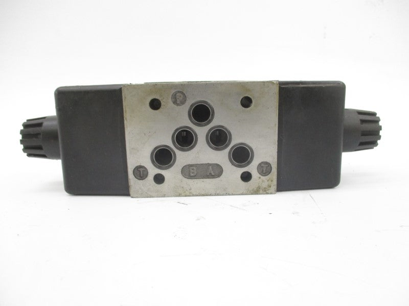 PARKER D3W1D56Y14 110/120V .72-.75A 3000PSI UNMP