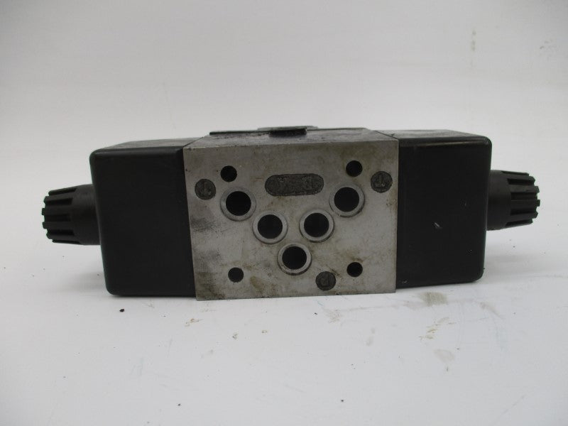 PARKER D3W1C56Y14 110/120V .72-.75A 3000PSI NSNP