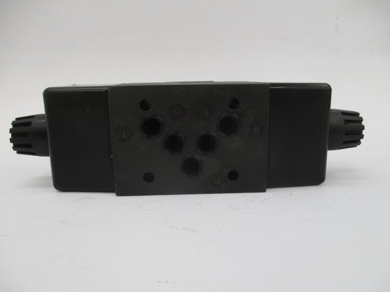 PARKER D3W1CNYK56 110/120V  0.93-0.79A 1500-5000PSI NSNP