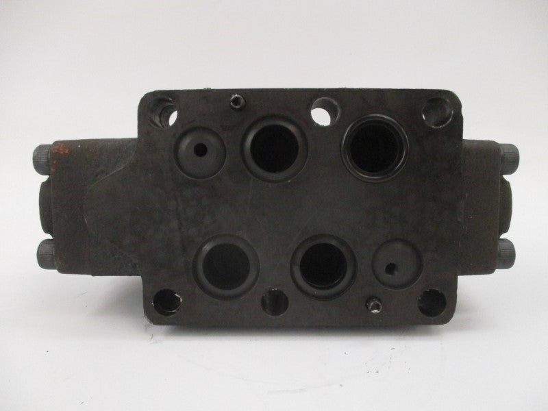 VICKERS DG5S-8-2C-T-M-FPA5WL-B5-30 02-127984 110/120V .48/.46A 3000PSI NSNP