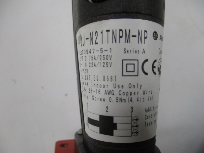ALLEN BRADLEY 440J-N21TNPM-NP SER. A 250V 0.75A NSNP