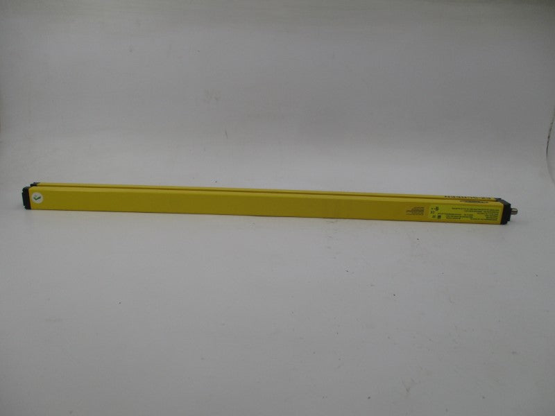 BANNER ENGINEERING SLSCE30-750Q8 24VDC 0.100A NSNP