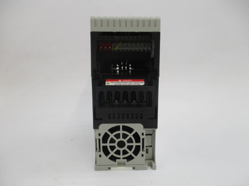 ALLEN BRADLEY 25B-D6P0N114 SER. A F/W 6.001 323-528VAC NSMP