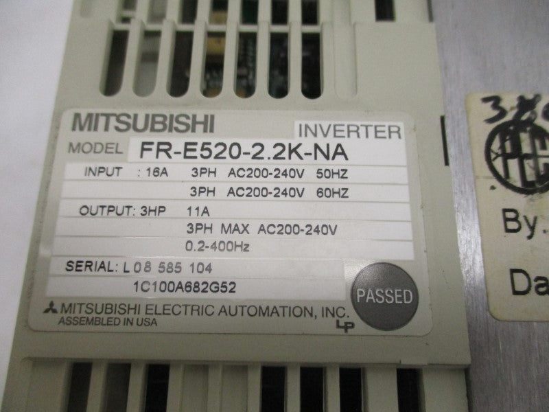 MITSUBISHI FR-E520-2.2K-NA 200-240V 16A (AS PICTURED) UNMP