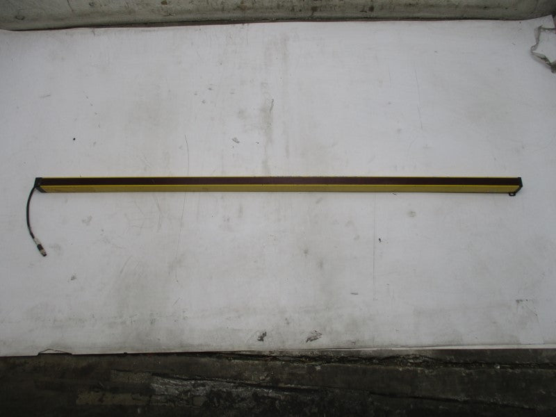 STI MS46-30-1570-Q1-X 24VDC UNMP