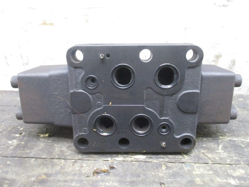 VICKERS DG5V-10-A-2C-T-M-WL-B-10 115V .61A 5000PSI NSNP