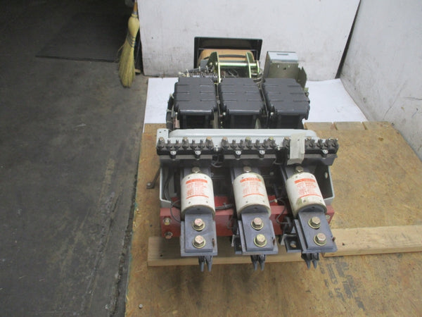 GENERAL ELECTRIC AKRU-10D-30 LSI TRIP UNIT A208LSIG 600VAC 800A NSNP