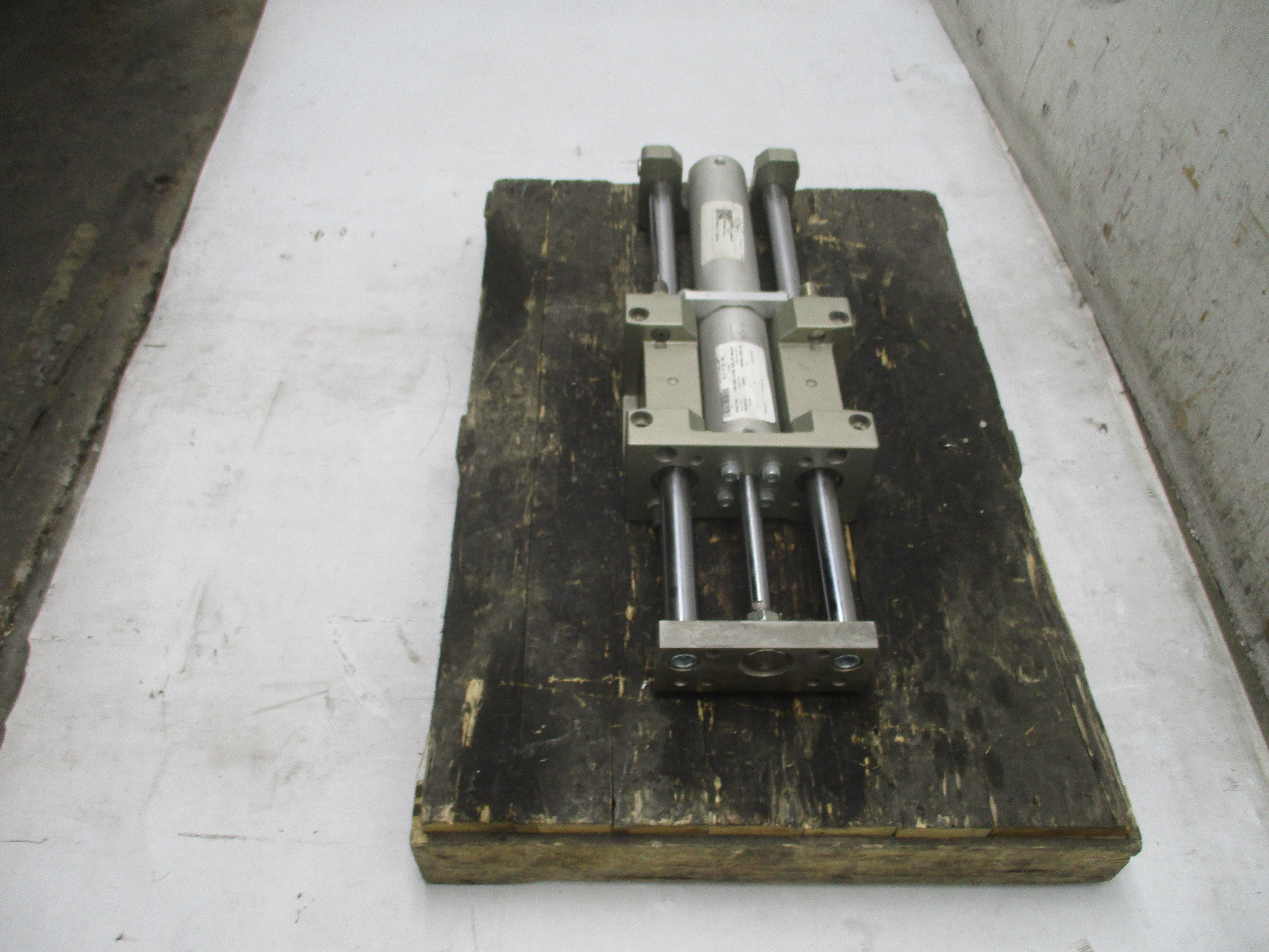 SMC MGGLB63-350-DCT127CT NSNP