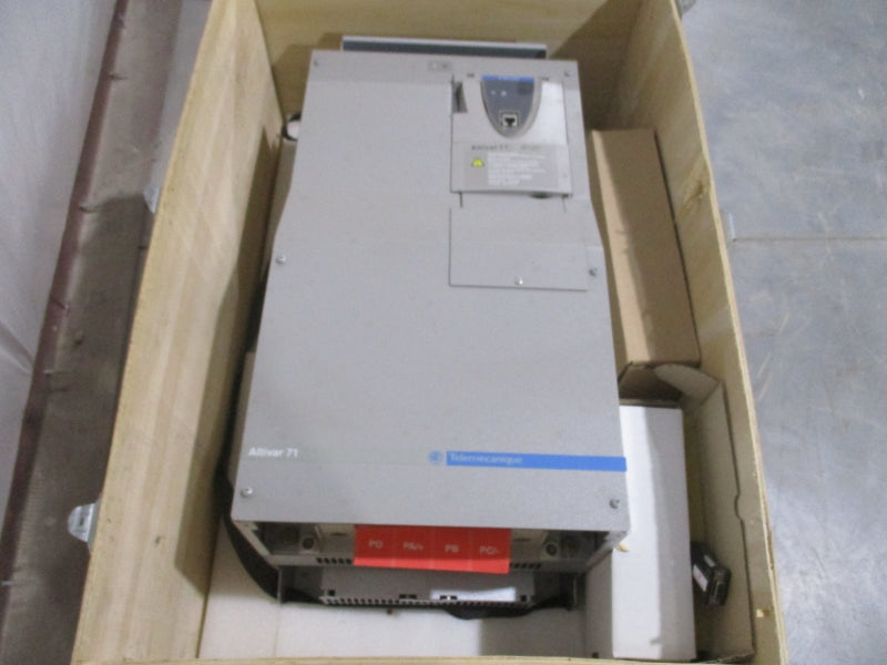 TELEMECANIQUE ATV71HD45N4 380/480V NSMP