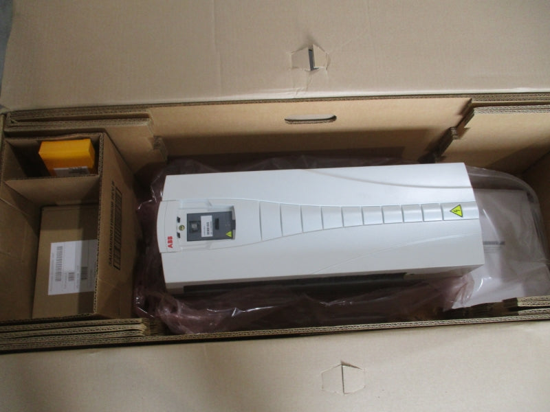 ABB ACS550-U1-059A-4 F/W V.3.14E 380-480V 59A NSMP
