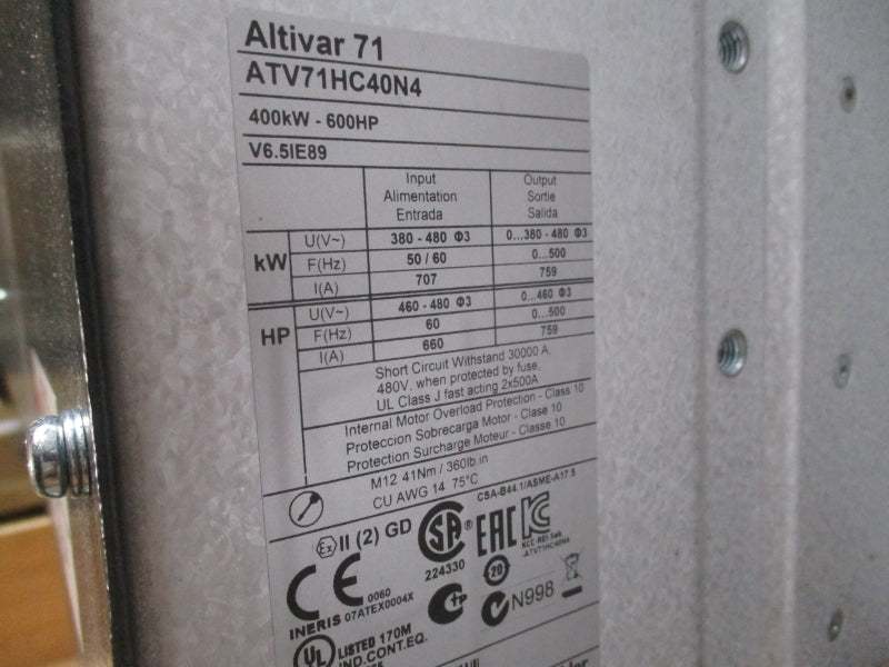 SCHNEIDER ELECTRIC ATV71HC40N4 F/W V6.5IE89 380-480V 707A NSMP