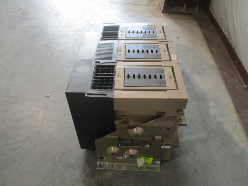 KLOCKNER MOELLER IZM32SV-1600 1600A 500/690V (AS PICTURED) UNMP