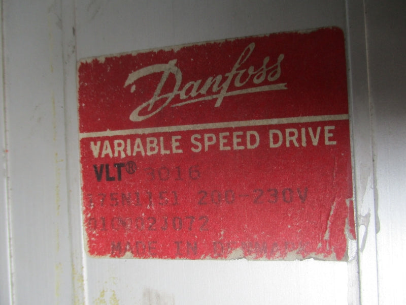 DANFOSS VLT3016 175N1151 200-230V UNMP
