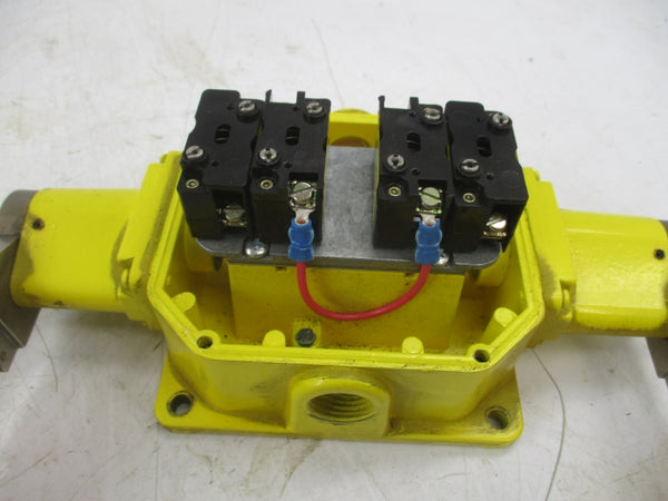 REES 04954-202 (AS PICTURED) UNMP